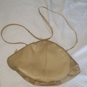 Vintage shoulder bag